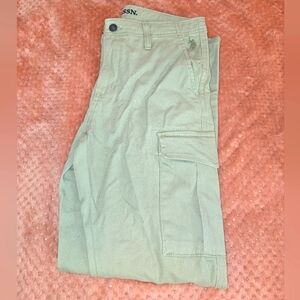 Men's New Khaki Cargo size 30/30 Pants